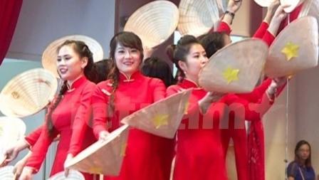 Présenter la culture vietnamienne à Singapour